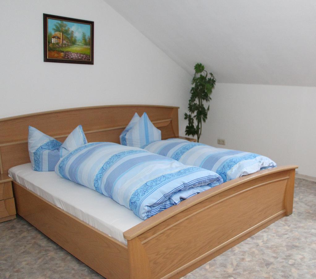 Hotel Bayerischer Hof Wiesau Εξωτερικό φωτογραφία